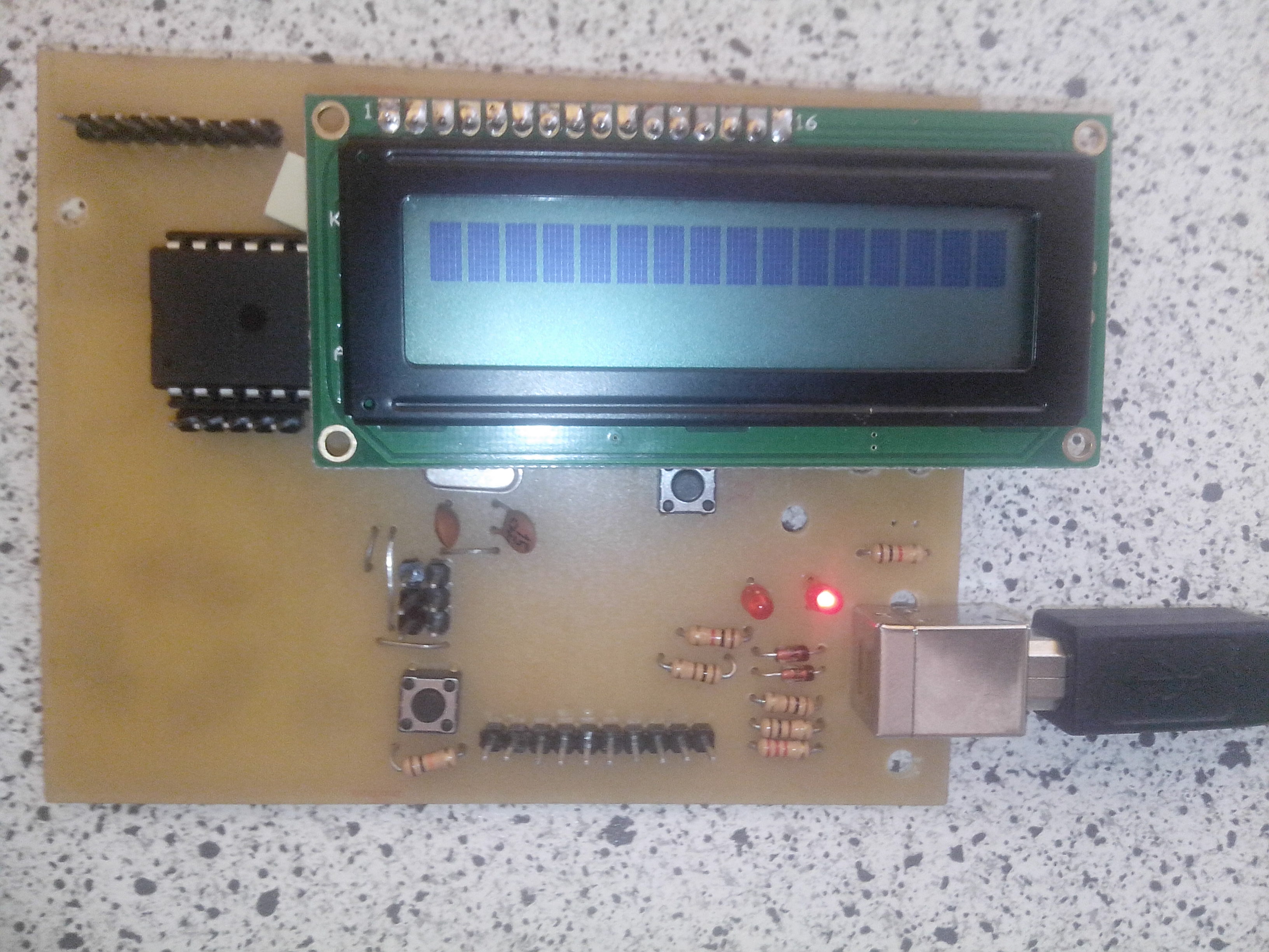 lcd1.jpg