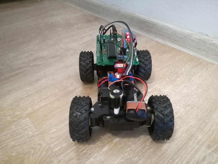 scarlat_rccar1.jpg