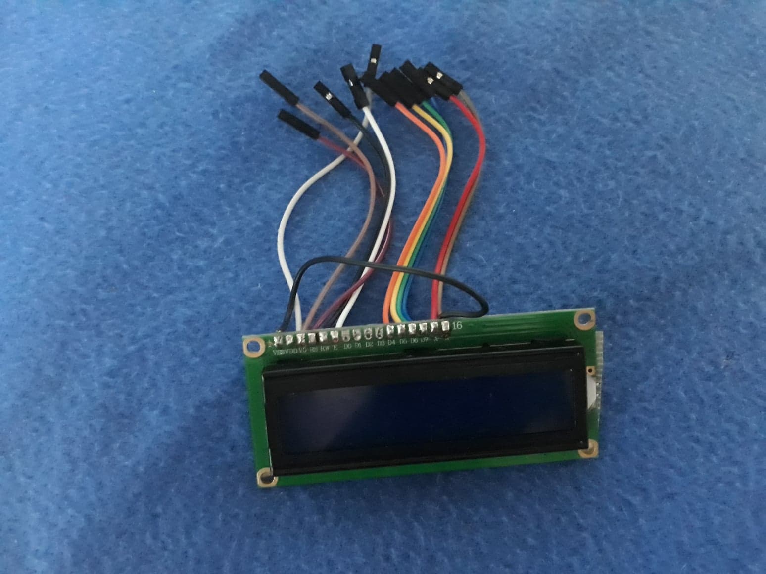 pm:prj2019:abirlica:modul_lcd_1602_albastru_cu_butoane_lcd.jpg