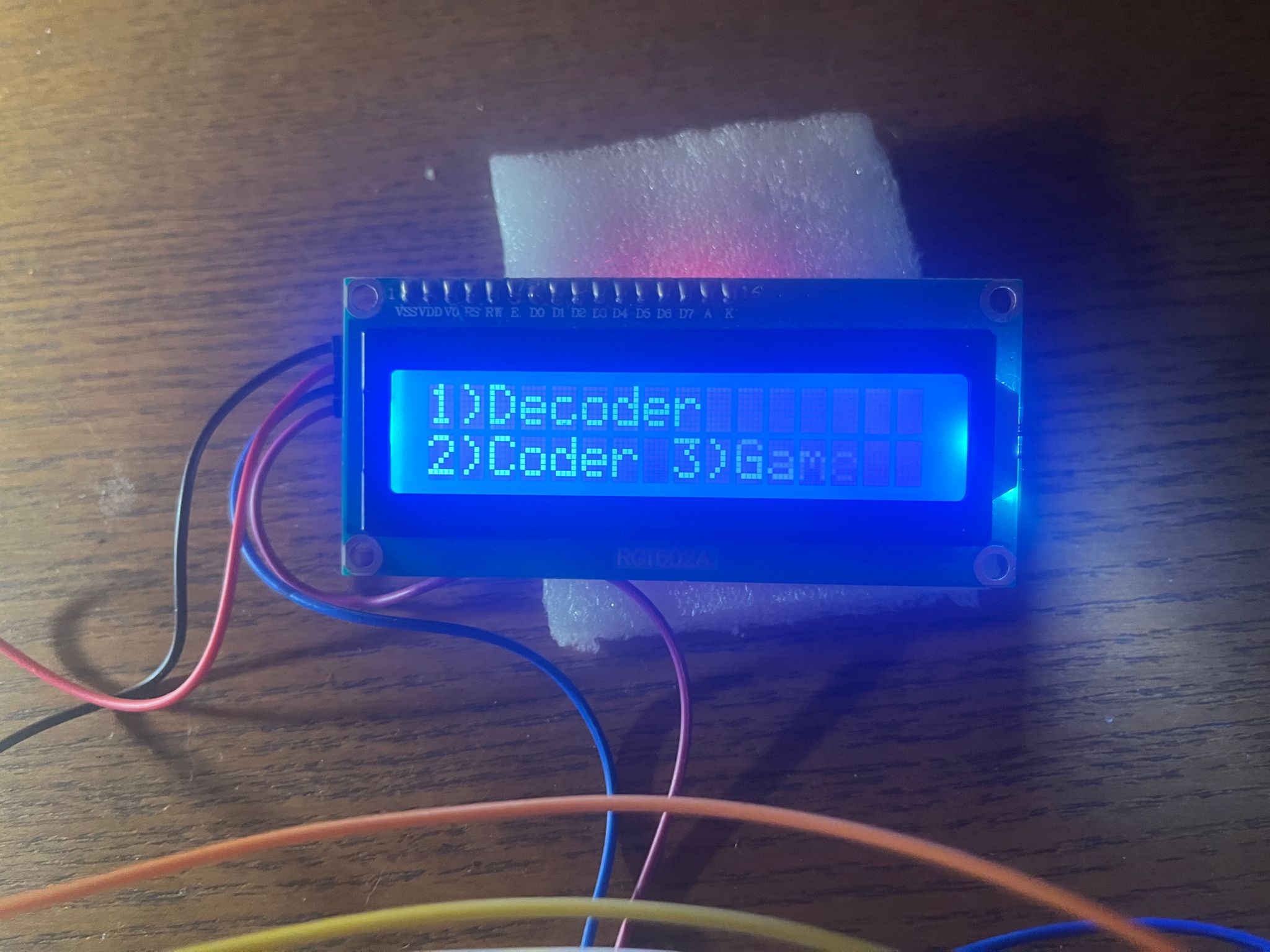 girlea_anana_lcd.jpeg