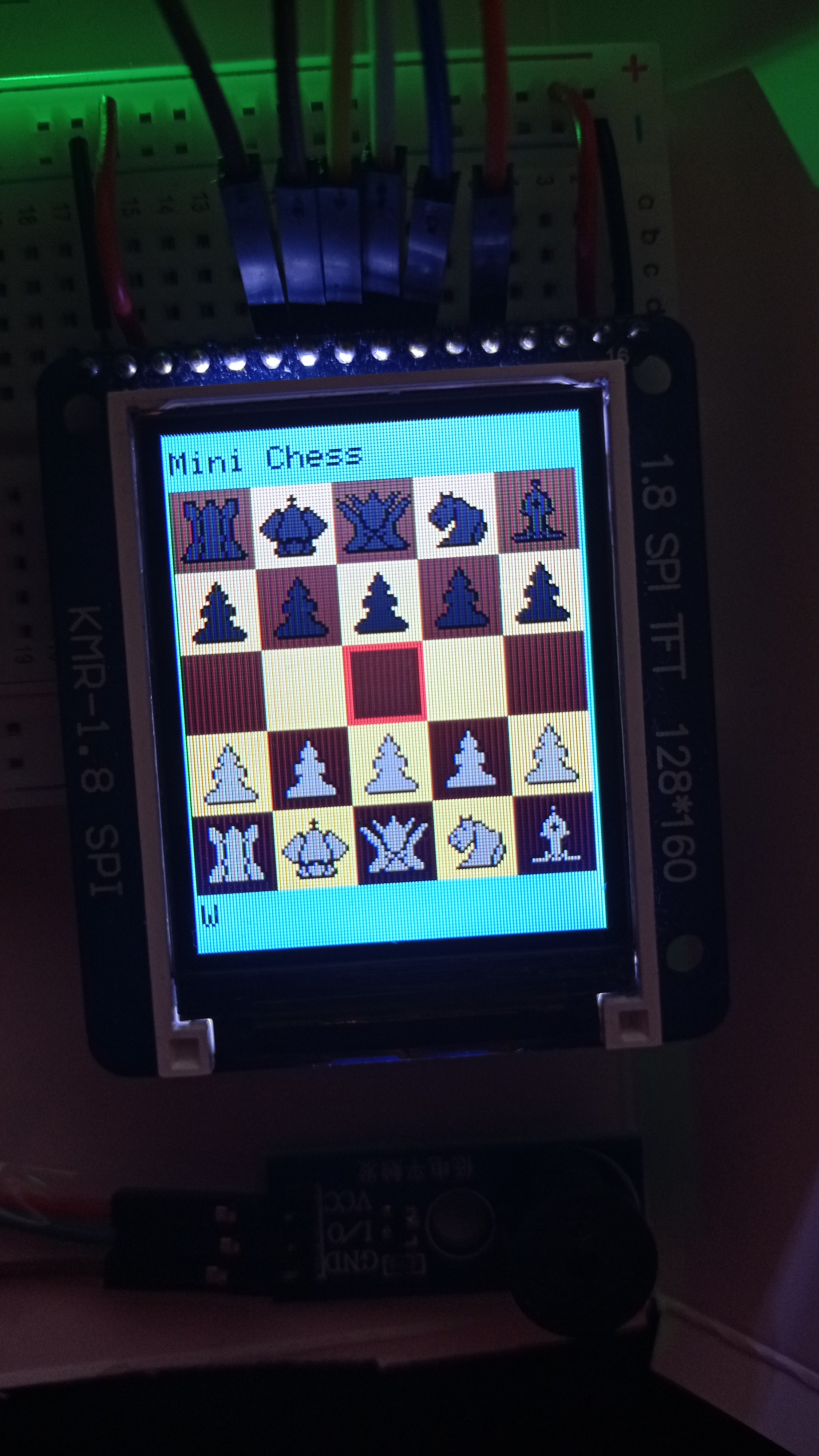 pm:prj2023:drtranca:mini-chess_1.jpg