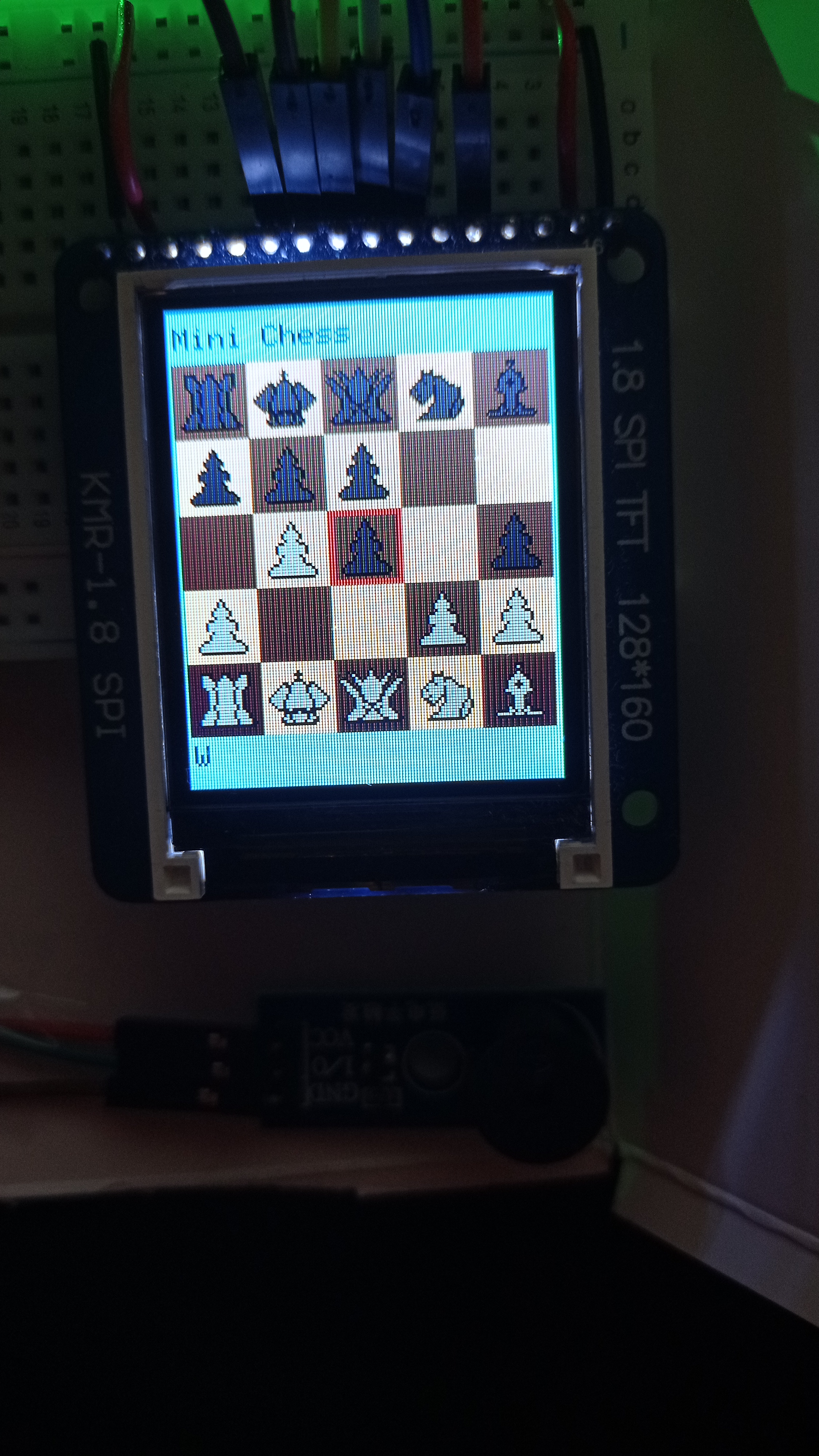 pm:prj2023:drtranca:mini-chess_2.jpg