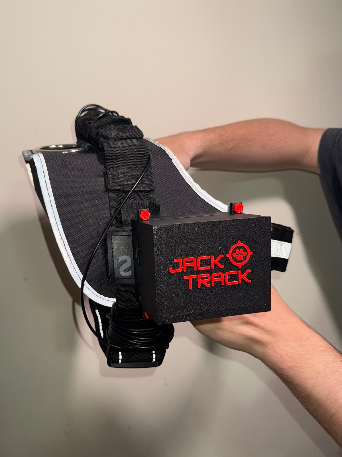 pm:prj2026:ionut.otelea:jacktrack_final.jpeg