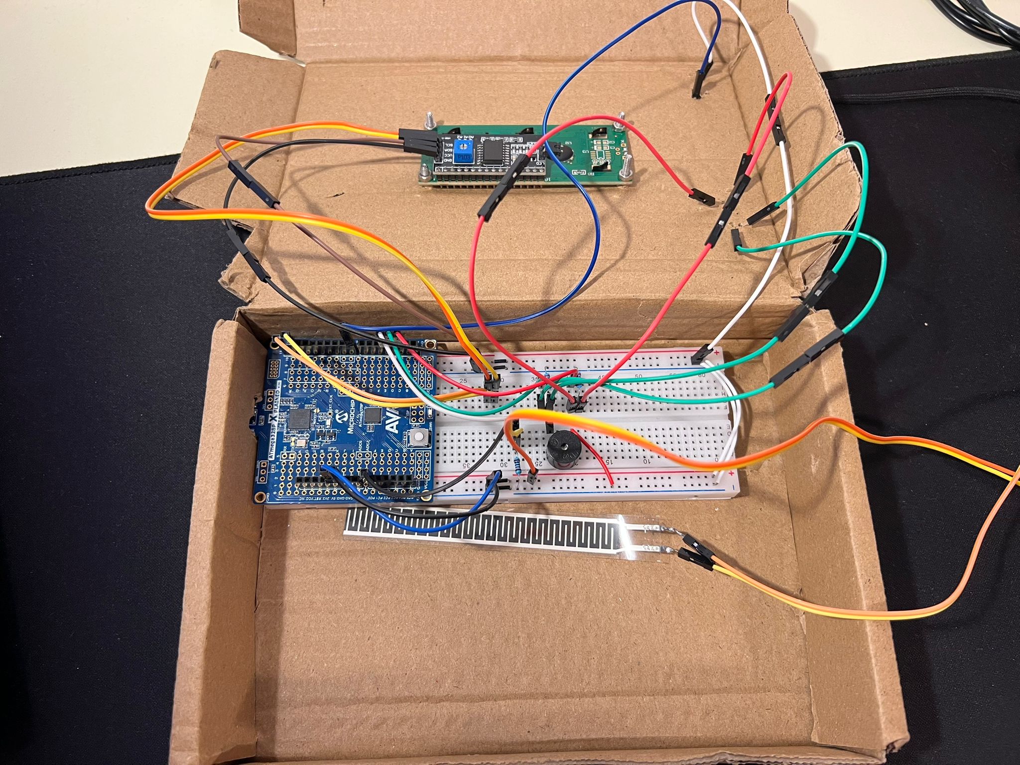 pm:prj2026:tarik_ilhan.omer:circuit_monitorizare_rr.jpeg